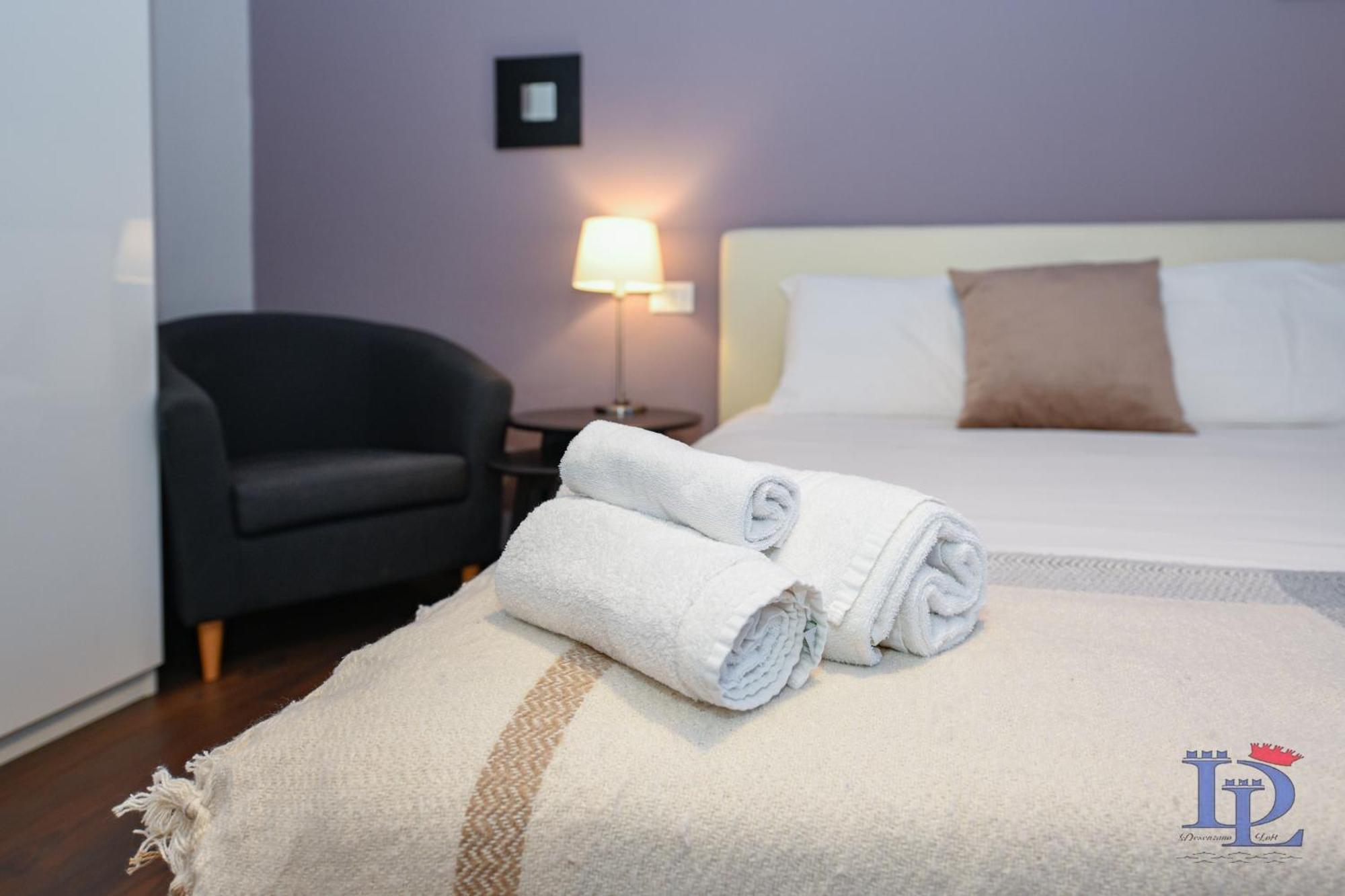 Desenzanoloft Official Partner Marriott Homes & Villas - A Casa Di Sara Family Apartment With Private Parking Десенцано дел Гарда Екстериор снимка